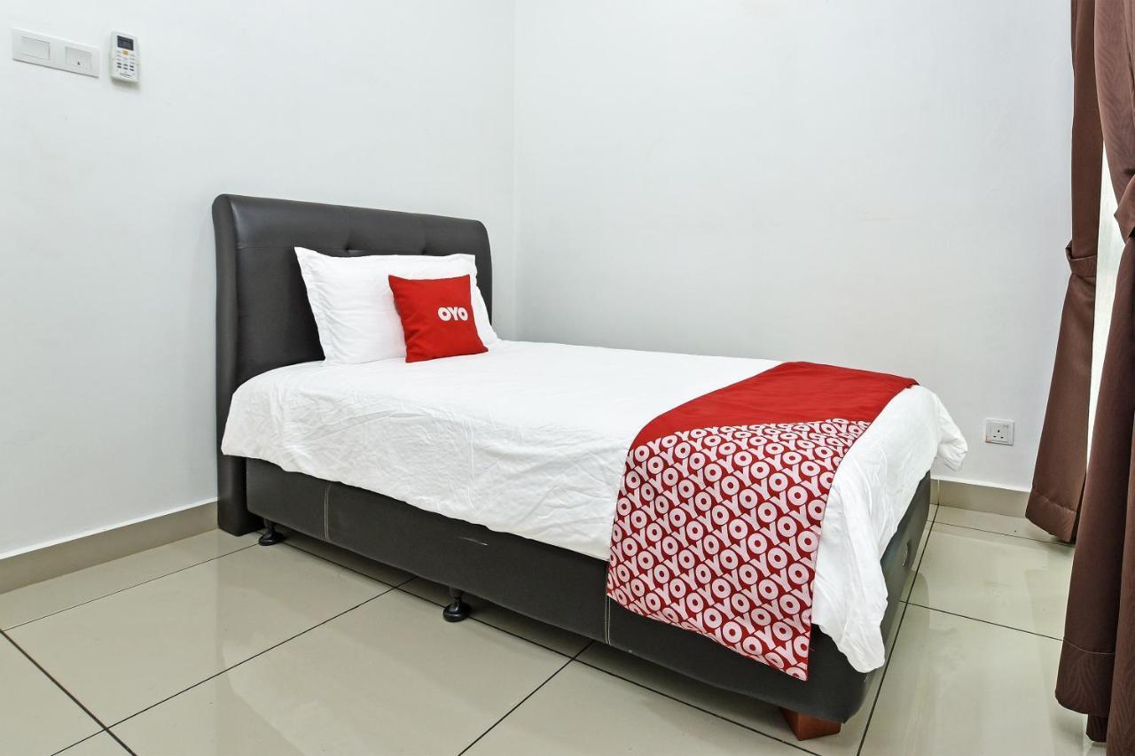 Capital O 90614 Cvia Ummul Hotel بادانج بيسار المظهر الخارجي الصورة