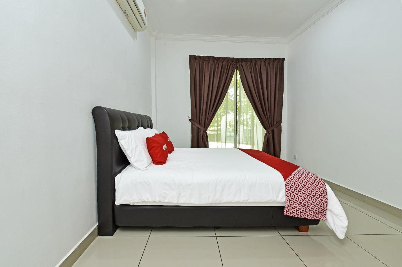Capital O 90614 Cvia Ummul Hotel بادانج بيسار المظهر الخارجي الصورة