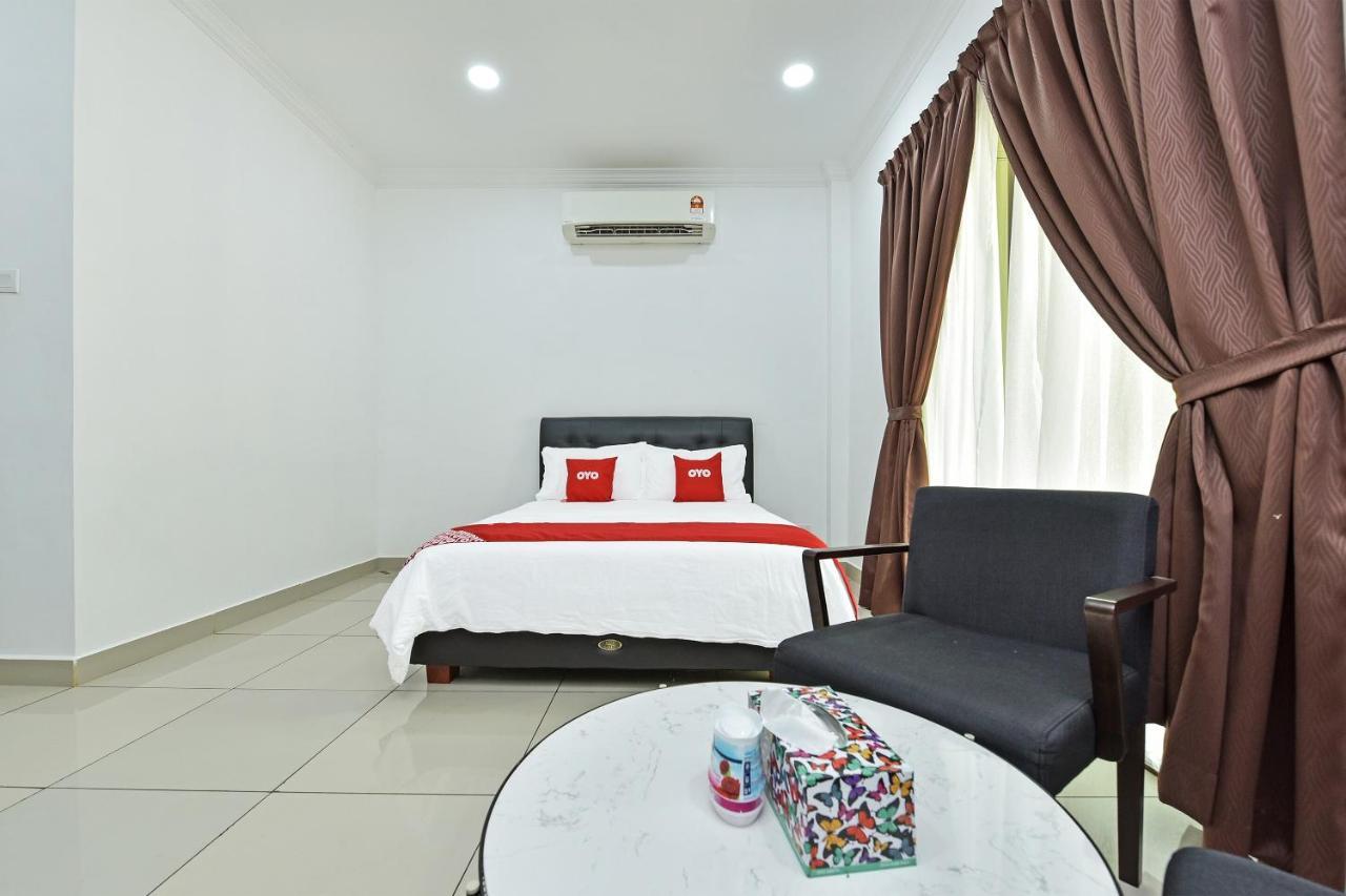 Capital O 90614 Cvia Ummul Hotel بادانج بيسار المظهر الخارجي الصورة